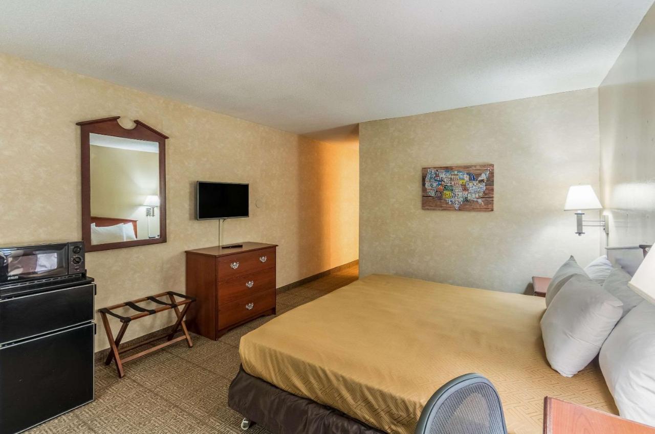 Econo Lodge 贝克利 外观 照片