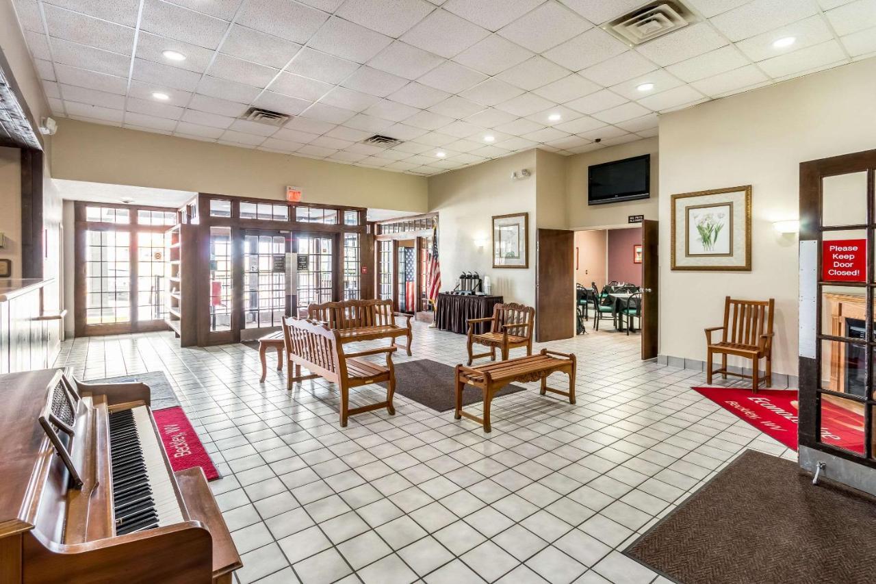 Econo Lodge 贝克利 外观 照片